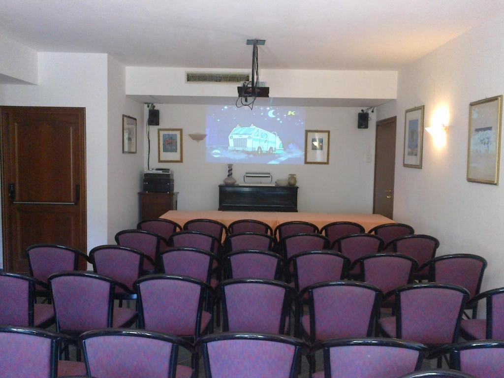Hotel Le Rocce Magione Exterior foto