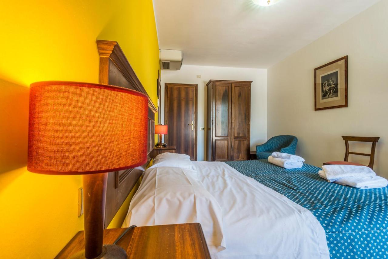Hotel Le Rocce Magione Exterior foto